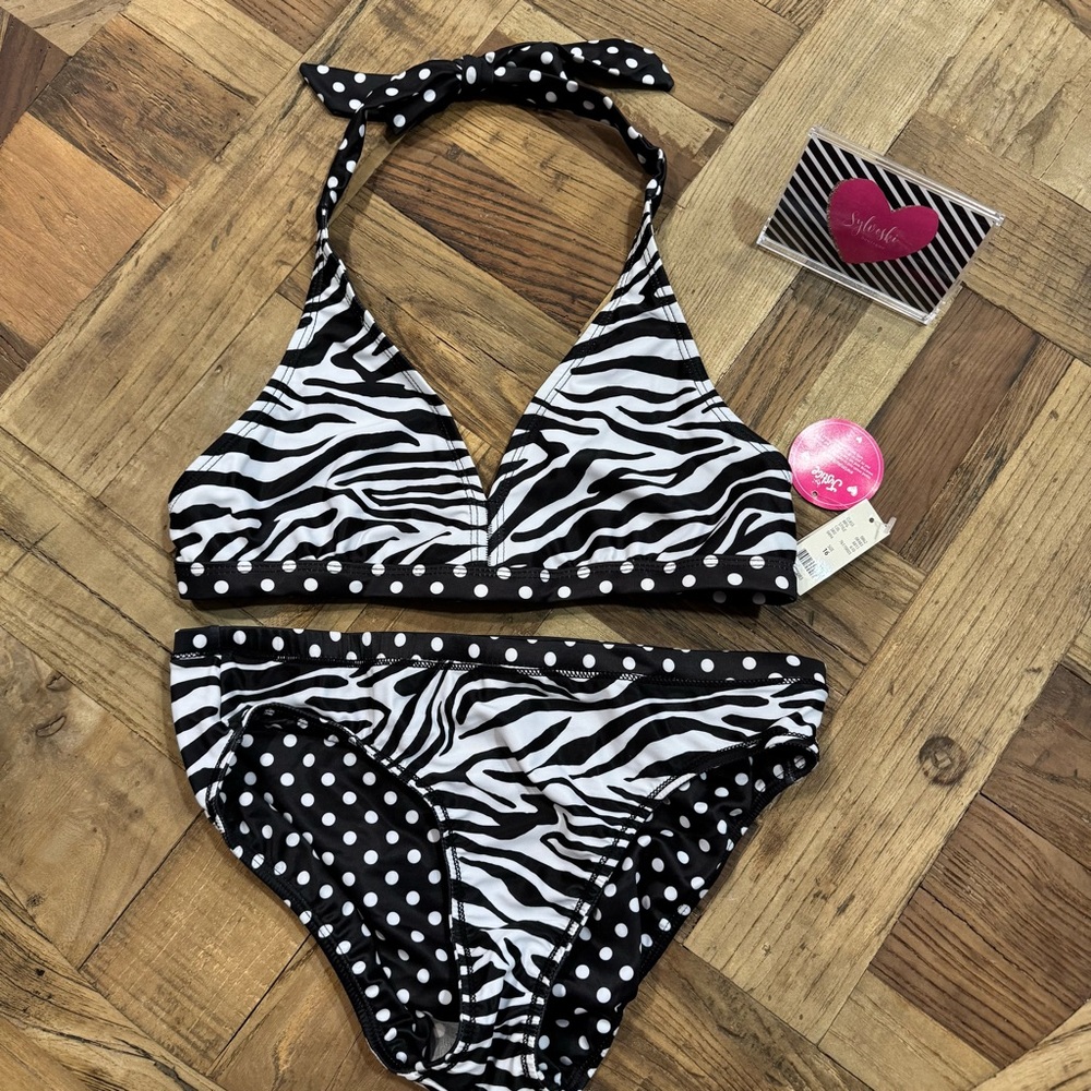 🌴Justice Black and White Reversible Polka Dot Bikini Set - Picture 2 of 5